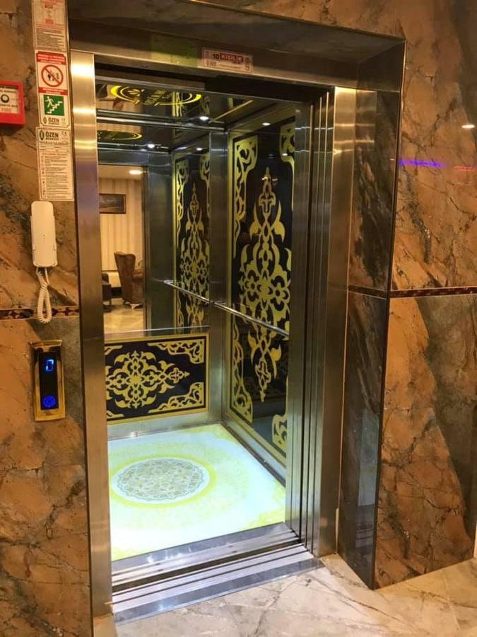 Oezguer Hotel Antalya Bagian luar foto